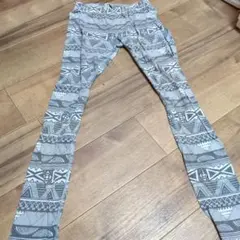 ♦AZUL BY MOUSSY 幾何学模様レギンスのサムネイル