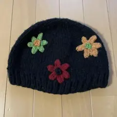 ニット帽　花　フラワーモチーフ　ビーニー　ニットキャップ