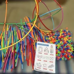 ロンビー(Lon-Bi) 知育玩具 ストロー 組立て ブロックのサムネイル