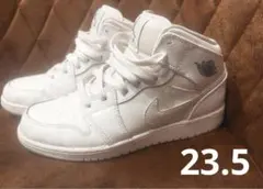 Nike Air Jordan 1 ホワイト ハイカット　23.5cm