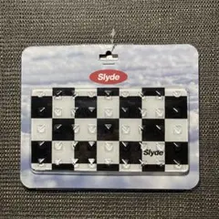 Item thumbnail for item b5c2eac6-74b0-4a1a-8da2-35d645f6271e