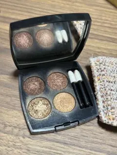 CHANEL シャネル レ キャトル オンブル ツイード04 新品未使用 レ キャトル オンブル ツイード 04 ツイード ブラン エ ローズ