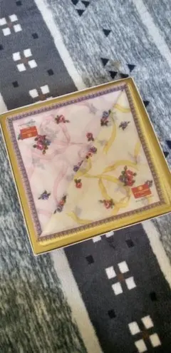 バレンシアガ BALENCIAGA ハンカチ 新品 ２枚 スカーフ 45×44㎝