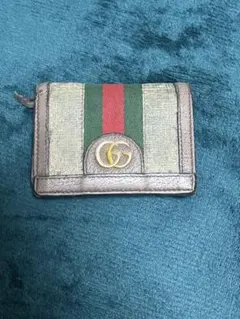 GUCCI 二つ折り財布