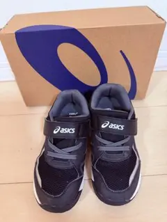 アシックス　LAZERBEAM(レーザービーム) 運動靴　スニーカー19.5cm