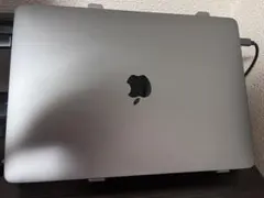 Apple MacBook 2018 13inch Corei7電源アダプタ無し - メルカリ