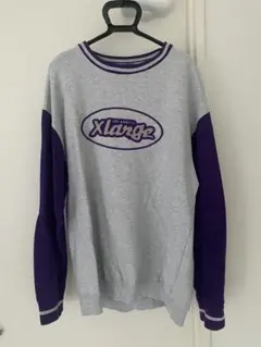 XLARGE ロゴ刺繍 トレーナーMサイズ グレー/パープルのサムネイル