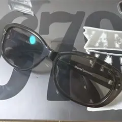 Stussy NAOMI サングラス グレー クリアラメフレーム Stussy NAOMI サングラス グレー クリアラメフレーム - メルカリ