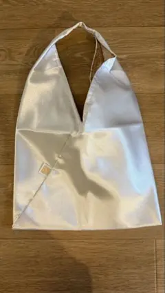 Estee Lauder ホワイトサテンバッグ