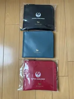 JALビジネスクラス　メゾンキツネ旅行用ポーチ 3点セット