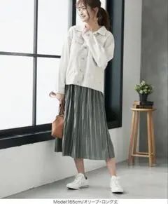 美品 サテンスカート　ロングスカート　フレアスカート　ロング　オリーブ