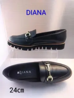 DIANA ダイアナ ゴールドバックル付ラウンドトゥローファー ブラック