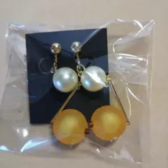 ☆彡ハンドメイド イヤリング パール&イエロー系　アクリルビーズ