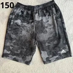 アディダス adidas ブラック　半ズボン ハーフパンツ 短パン 150