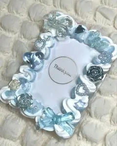 水色と白のトレカケースホイップデコB 8値下げ⭕️