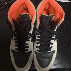 AJ1のサムネイル
