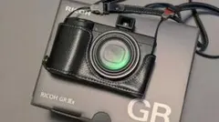 ほぼ新品 リコー GR3x ファインダー付き おまけ ほぼ新品 リコー GR3x ファインダー付き おまけ リコー 《新品