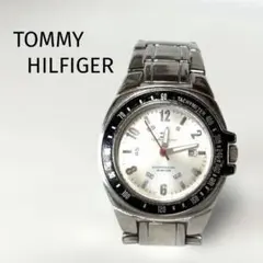⭐️TOMMY HILFIGER 腕時計 クォーツのサムネイル