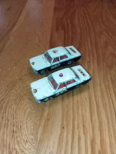 希少　黒箱　当時物 トミカ 4 クラウン パトロールカー