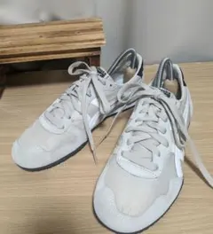 オニツカタイガー スニーカー