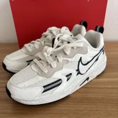 28cm 新品 NIKE JAM ナイキ 白 スニーカー W ジャム ダンス - メルカリ