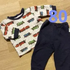 【美品】ユニクロ　キルトパジャマ　トーマス　80cm