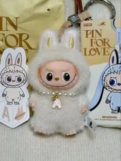 「A」POPMART PINFORLOVE イニシャルラブブ　ミニラブブ