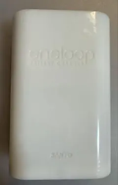 【中古品】　SANYO eneloop 充電器 N-TGN01BS 単3形4個付