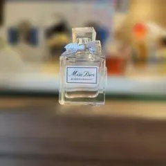 送料込☆匿名配送 Miss Dior ミスディオール ブルーミングブーケ30ml