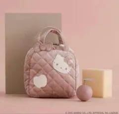 新品未使用.HELLO KITTY×BRILMYコスメポーチベロア
