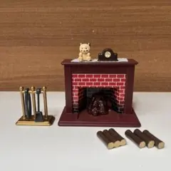 シルバニアファミリー - 【きちんと火が灯ります】シルバニアファミリー＊暖炉＊レトロ＊1985年 きちんと火が灯ります】シルバニアファミリー＊暖炉＊レトロ＊1985年