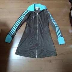 adidas ブラウン 長袖ワンピース