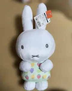 ミッフィー 特大サイズぬいぐるみ カラフルフルーツver.のサムネイル