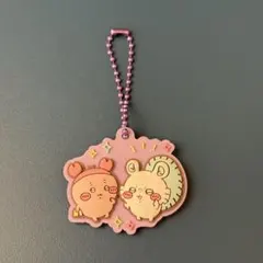 【ちいかわ】古本屋 カニちゃん＆モモンガ＋ハチワレ ラバーキーホルダー