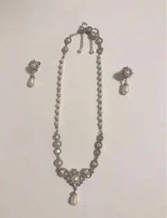 サマンサティアラ　パールネックレス&パールイヤリング　セット