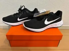 【新品】ナイキ レボリューション 6 DC3728-003 27.5cm