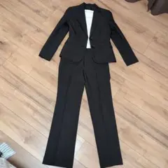 美品　黒ストライプスーツ パンツスカート付き