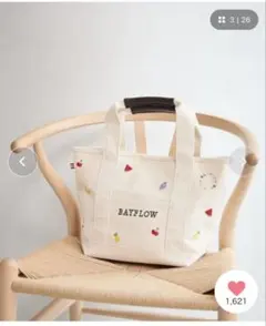 ベイフロー　◎ フルーツ刺繍ロゴトートのサムネイル
