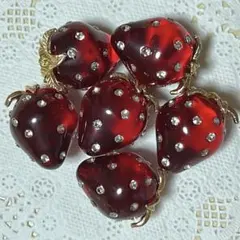 Item thumbnail for item 2ab0610e-4c5c-43c5-8d17-eeceec77c8fb