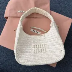 miu miu ホワイト ハンドバッグ