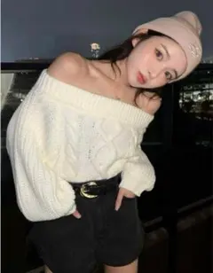 Darich オフショルダーケーブルニット　ホワイト