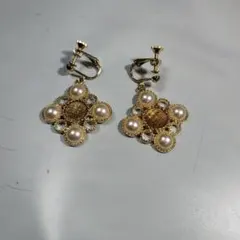 パール 花型 イヤリング