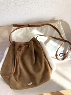 UGG スエード　ショルダーバッグ　ブラウン　ムートンのサムネイル