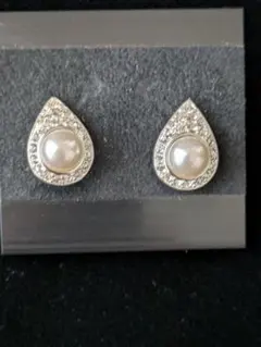 パール クリスタル イヤリング新品未使用
