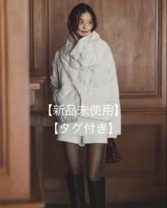 ESMOK ベルベットファー付きダウンベスト - メルカリ