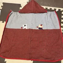 familiar フード、クリップ付き赤いフリース　ブランケット