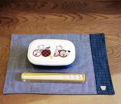 ファミリア柄ランチョンマット