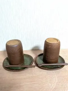 陶器製カップとソーサーセット（2個）
