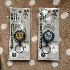 ミッキーマウス　リール式キーホルダー　背面クリップ付き　リールキー