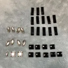 ソーオンストーン ビーズ詰め合わせ ブラック シルバー 30個以上